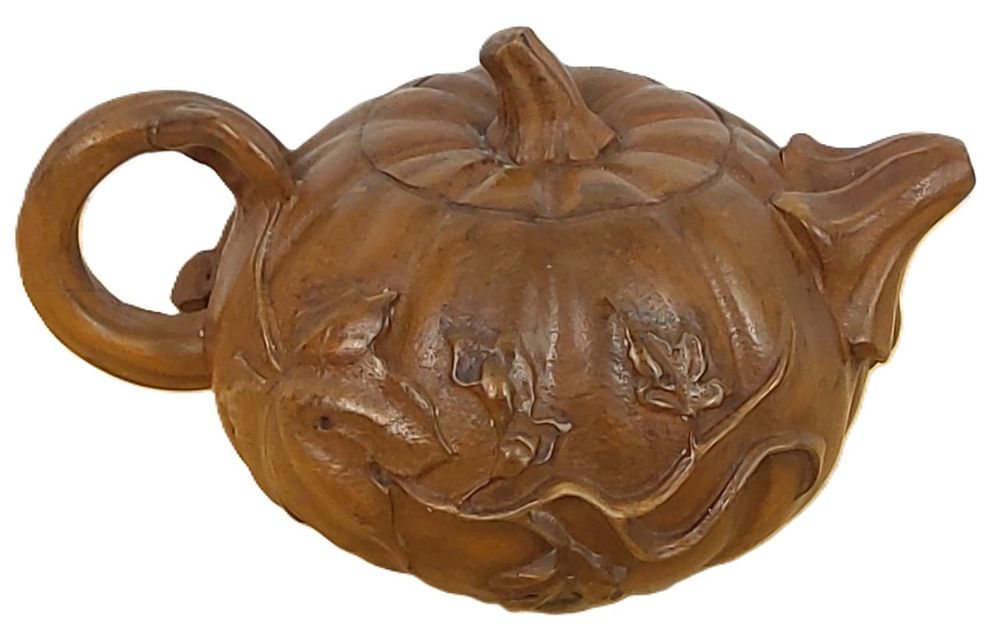 Lot 310: A Chinese Boxwood Carved Pumpkin Teapot Sculpture