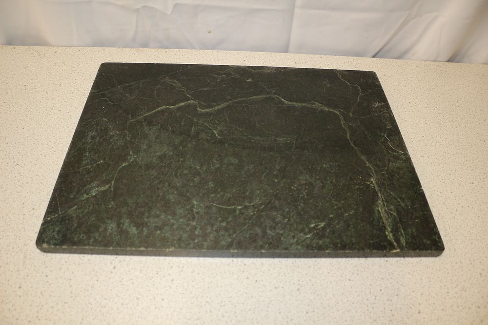 Lot 165: Dark Green Rectangular Marble Chopping or Serving Board