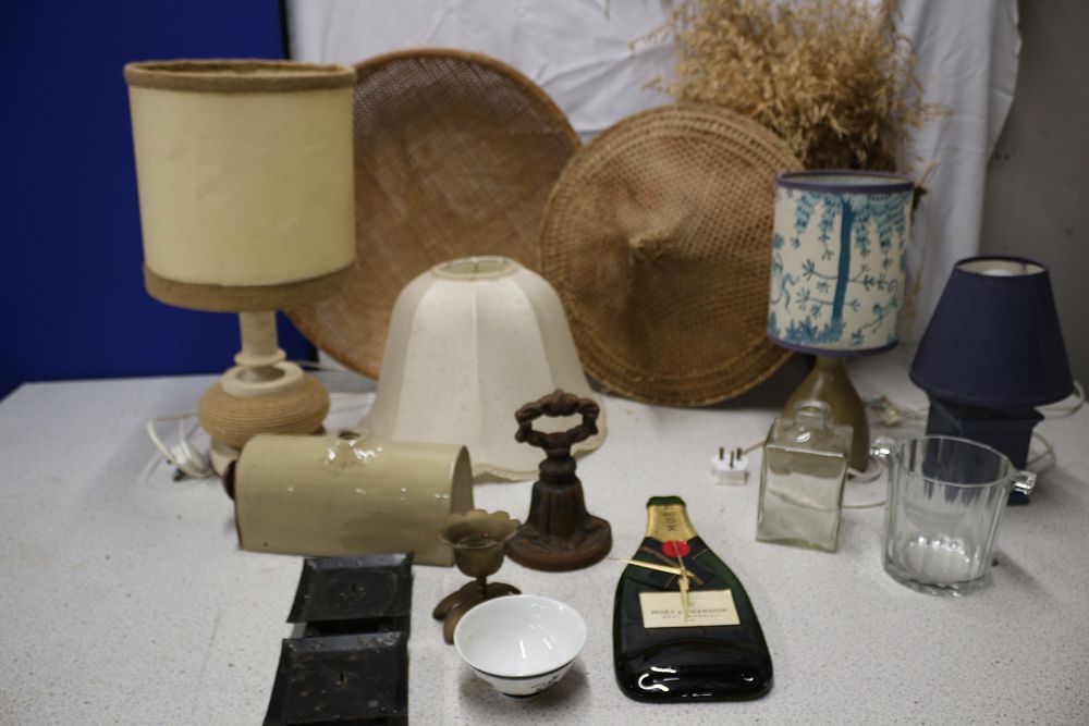 Lot 231: Mixed Lot