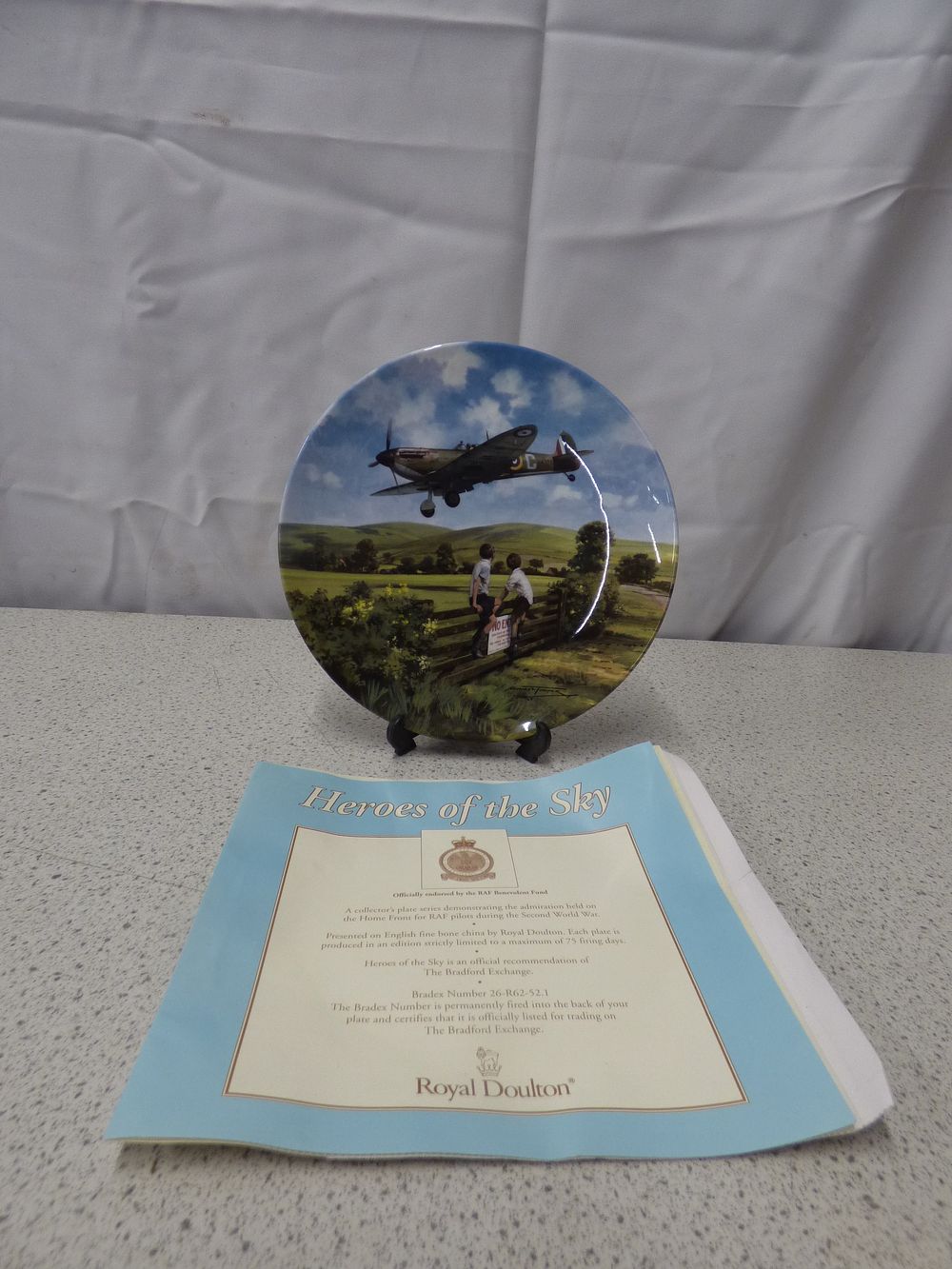Lot 290: Royal Doulton 'Spitfire Coming Home' Collector's Plate with Certificate