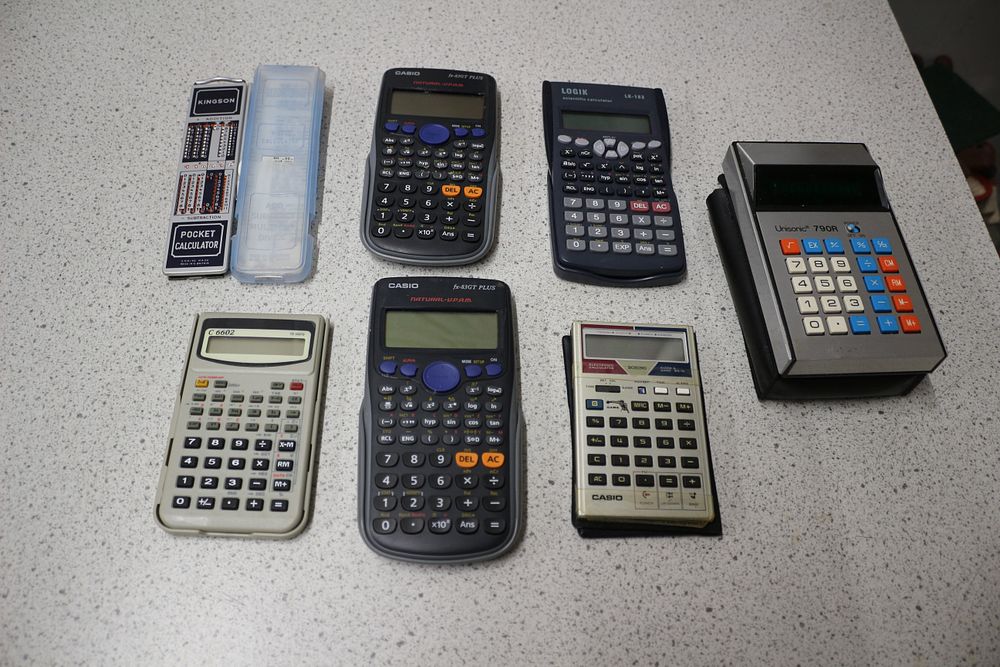 Lot 202: A Group of Assorted Scientific and Pocket Calculators