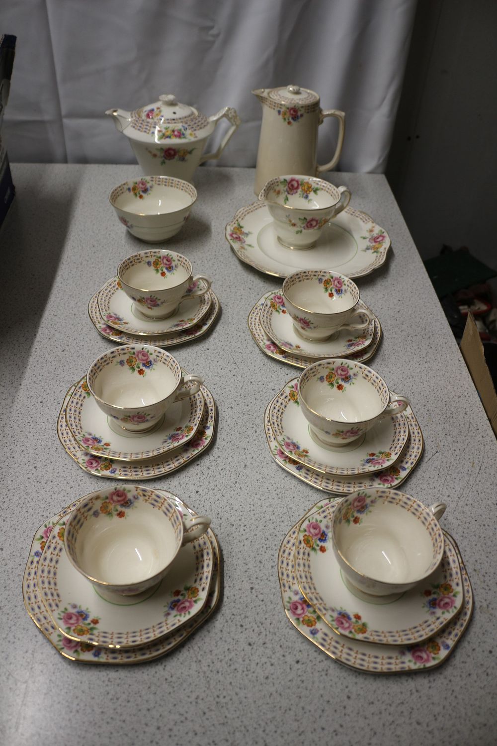 Lot 224: A Set of Ceramic Tea Wares, Made in Great Britain