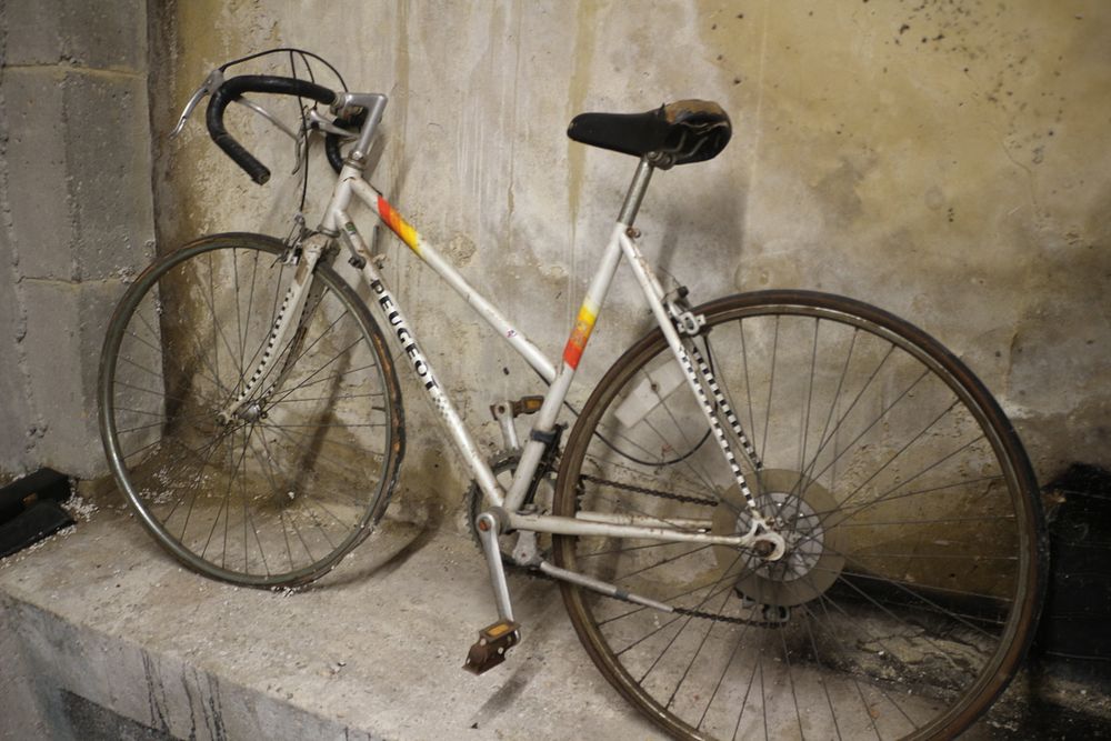 Lot 333: Vintage Peugeot Racing Bike