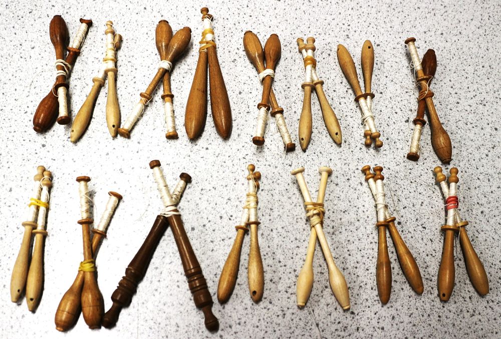 Lot 481: A Collection of Antique Wooden Lacemaking Bobbins