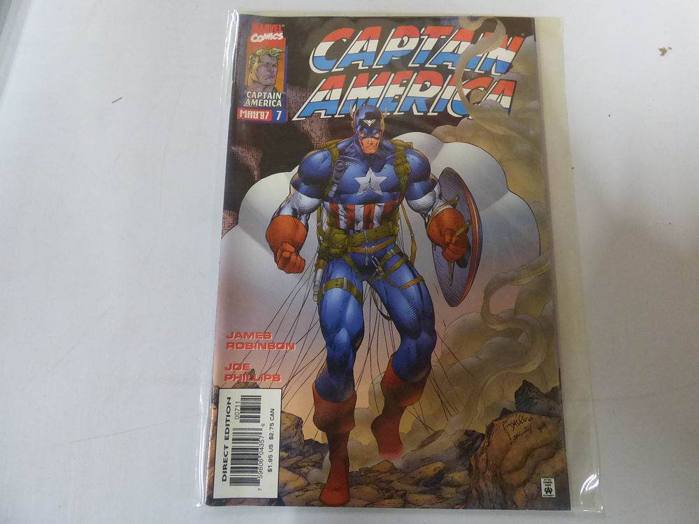 Lot 163: Marvel Comics Captain America #7 May '97 Issue