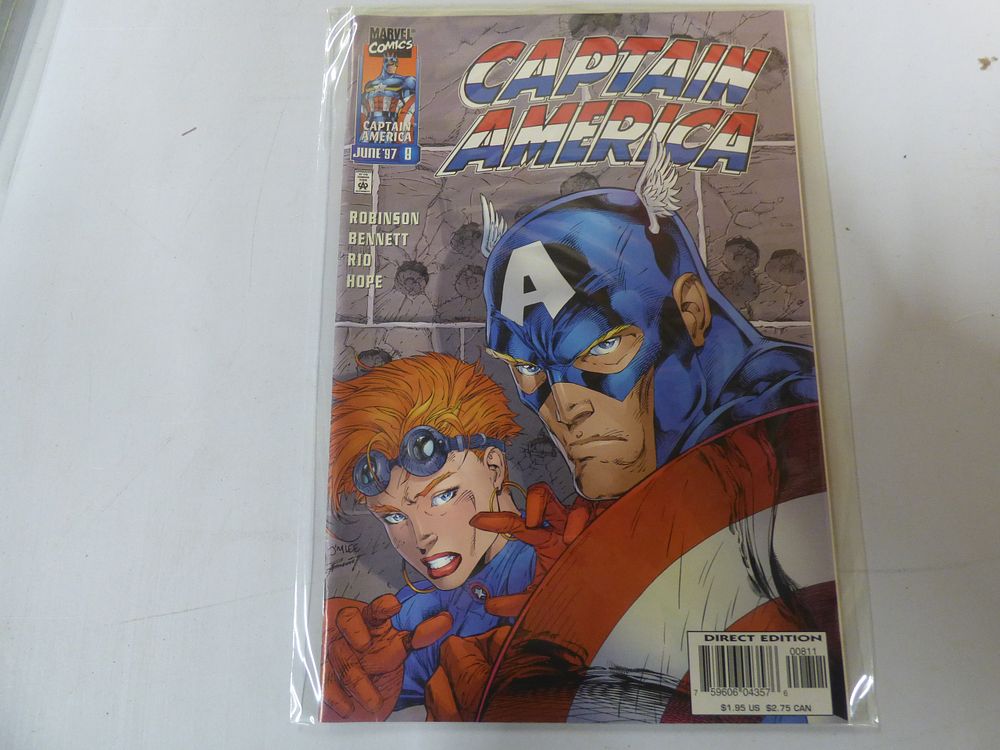 Lot 164: Marvel Comics Captain America #8 Heroes Reborn Comic Book