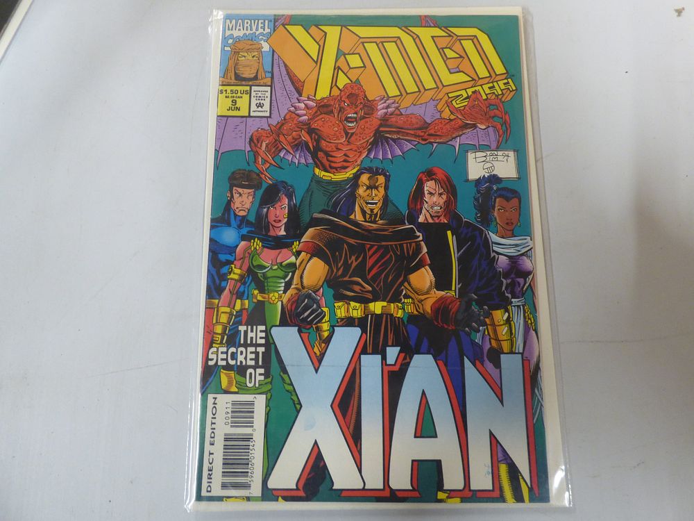 Lot 189: A Marvel Comics X-MEN 2099 Issue #9 Comic Book