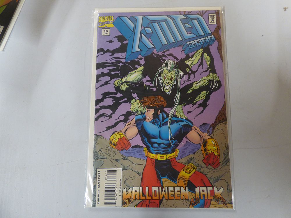 Lot 195: MARVEL COMICS X-MEN 2099 Issue 16 Halloween Jack Comic Book