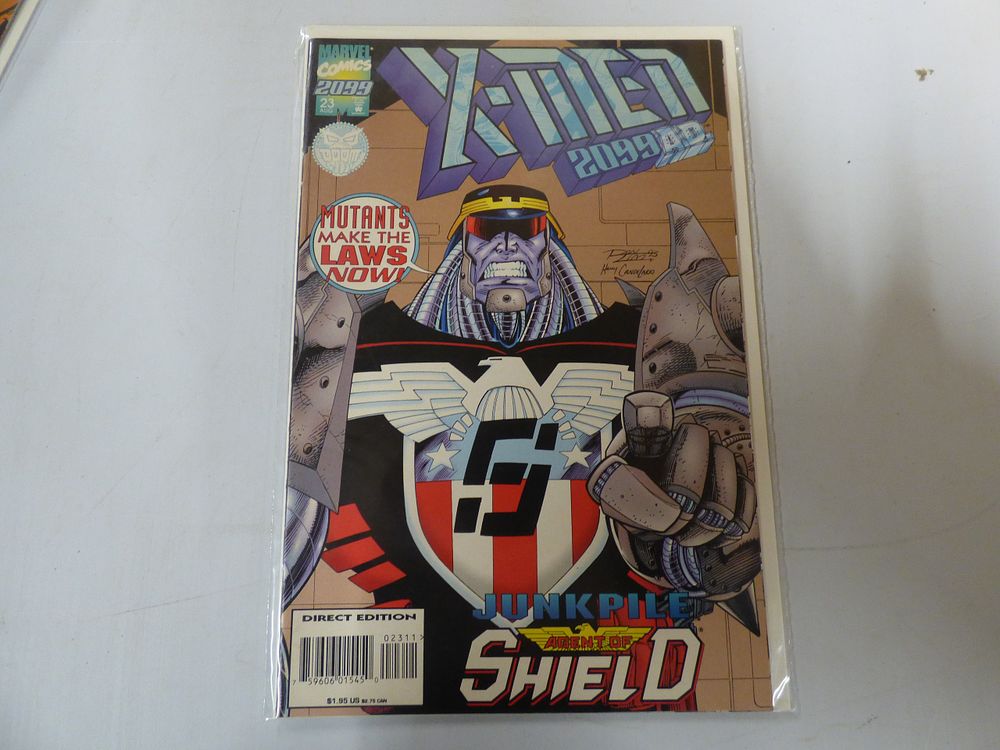 Lot 202: Marvel Comics X-Men 2099 #23 Aug Comic Book