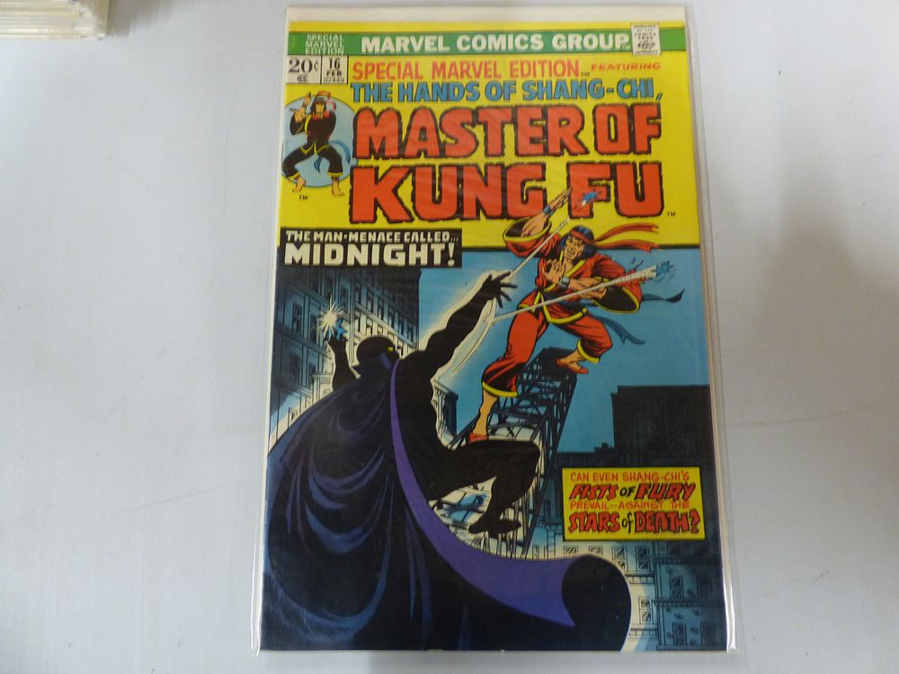 Lot 221: Marvel Comics Group Special Marvel Edition Shang-Chi #16 Comic Book