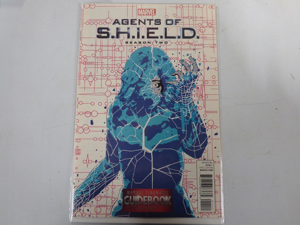Lot 407: Marvel Agents of S.H.I.E.L.D. Season Two Comic Book