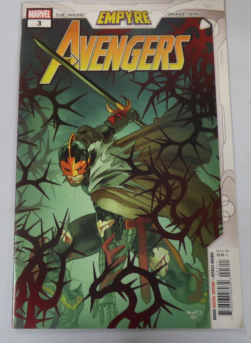 Lot 464: Marvel Empyre The Avengers #3 Variant Comic Book