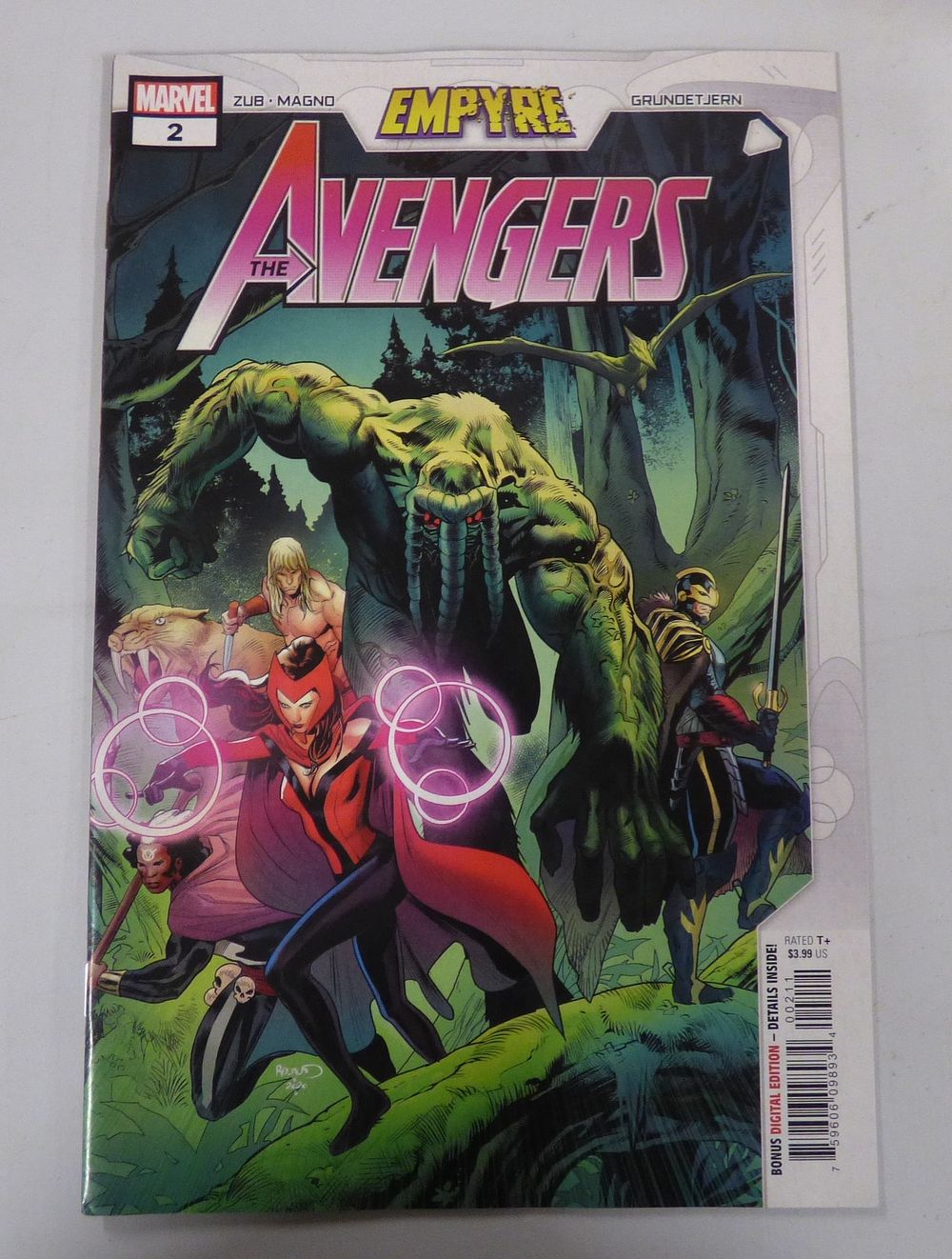 Lot 473: Marvel Empyre: The Avengers Comic Book, Issue #2
