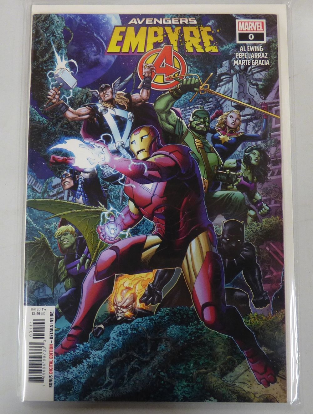 Lot 474: MARVEL AVENGERS EMPYRE #0 Comic Book