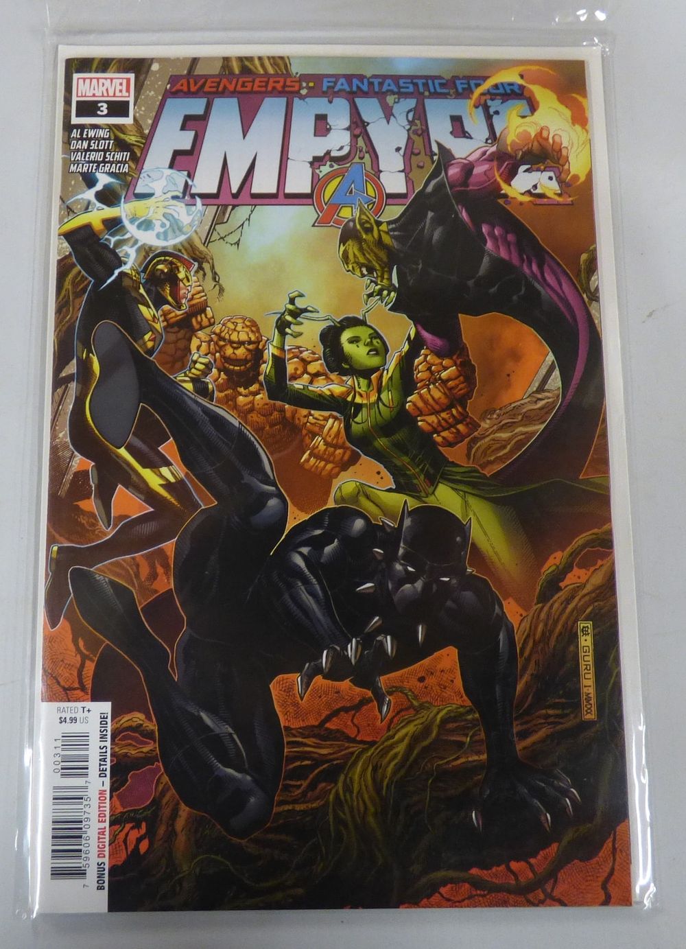 Lot 482: Marvel Empyre Avengers Fantastic Four Comic Book #3