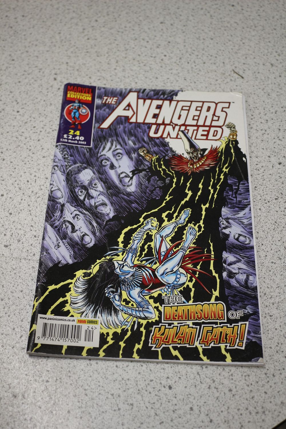 Lot 537: Panini Comics: The Avengers United, Marvel Collectors Edition