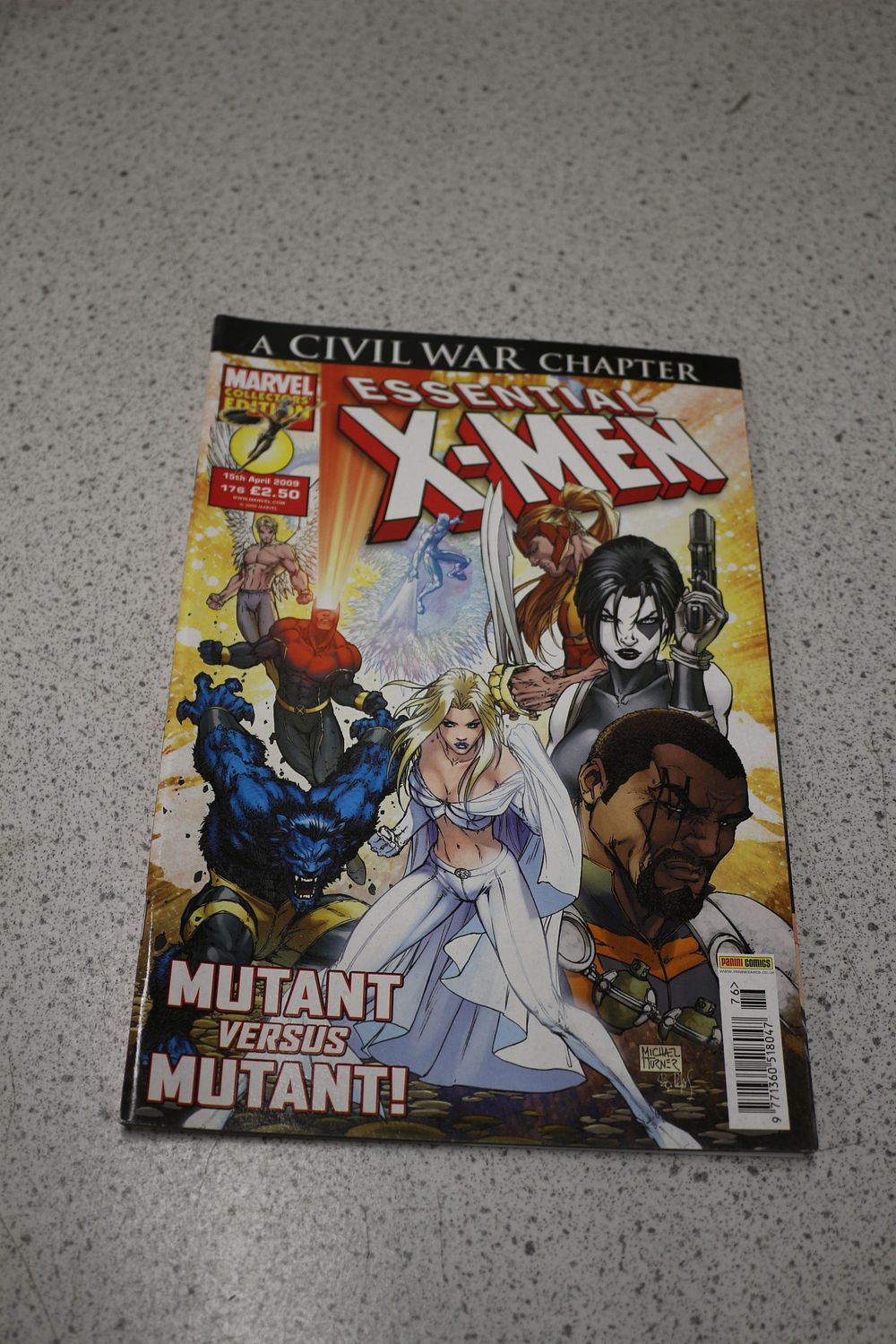 Lot 556: Marvel Essential X-Men Civil War Chapter Comic, Turner
