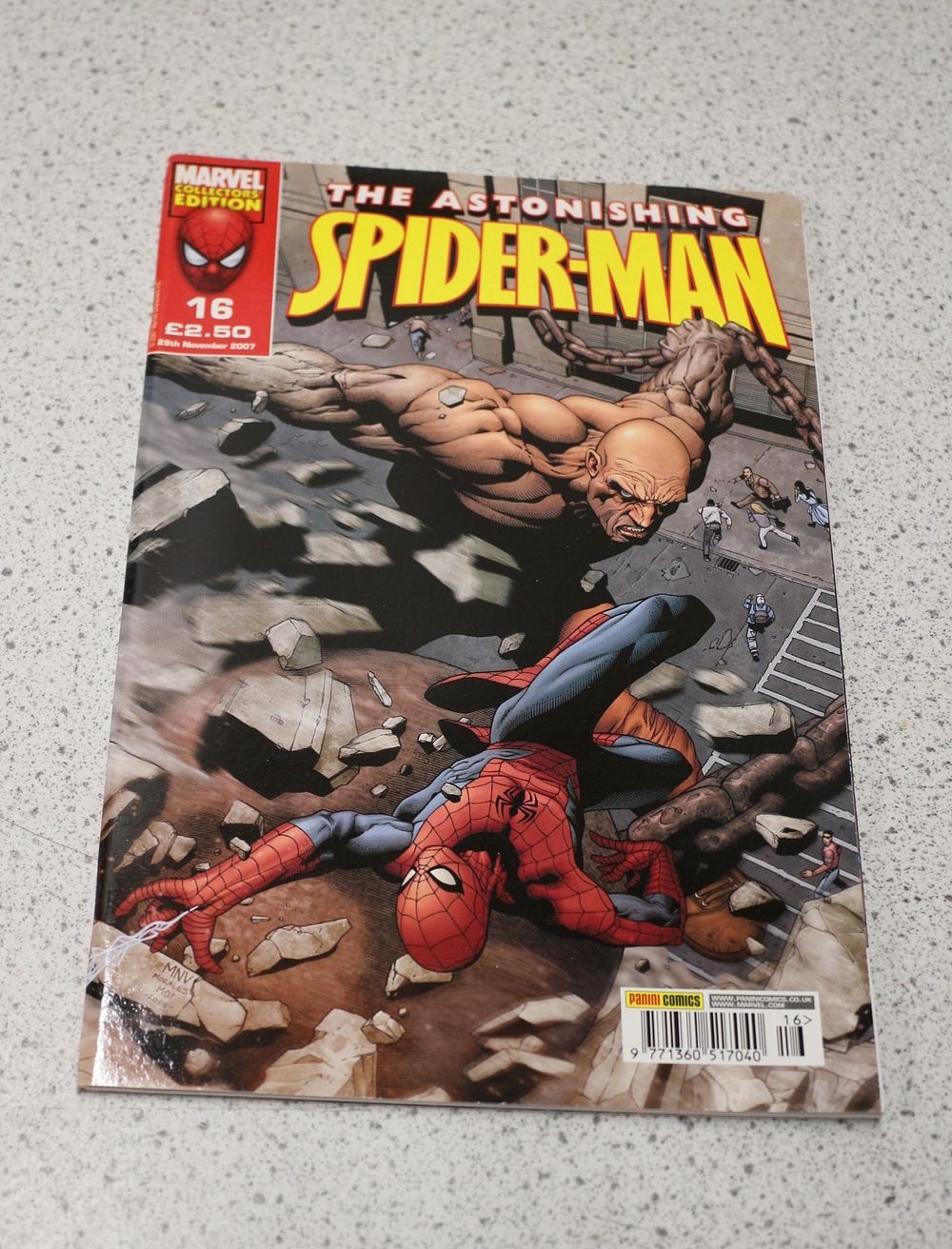 Lot 565: Marvel Collectors Edition The Astonishing Spider-Man Issue 16