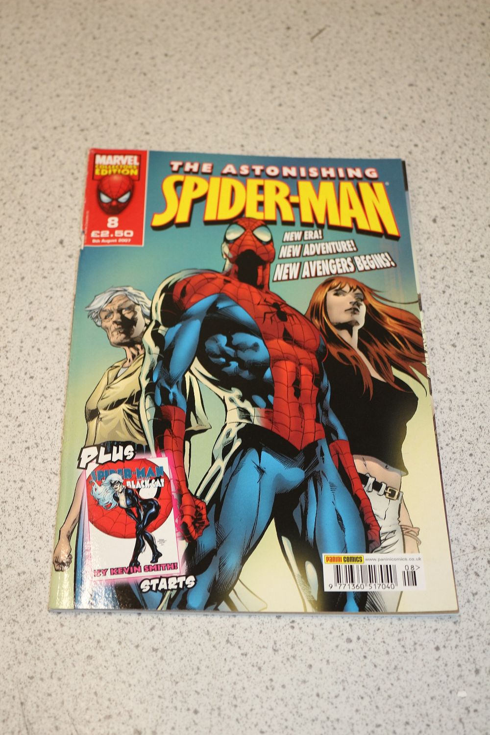 Lot 571: Marvel Collectors Edition The Astonishing Spider-Man #8 Comic Book