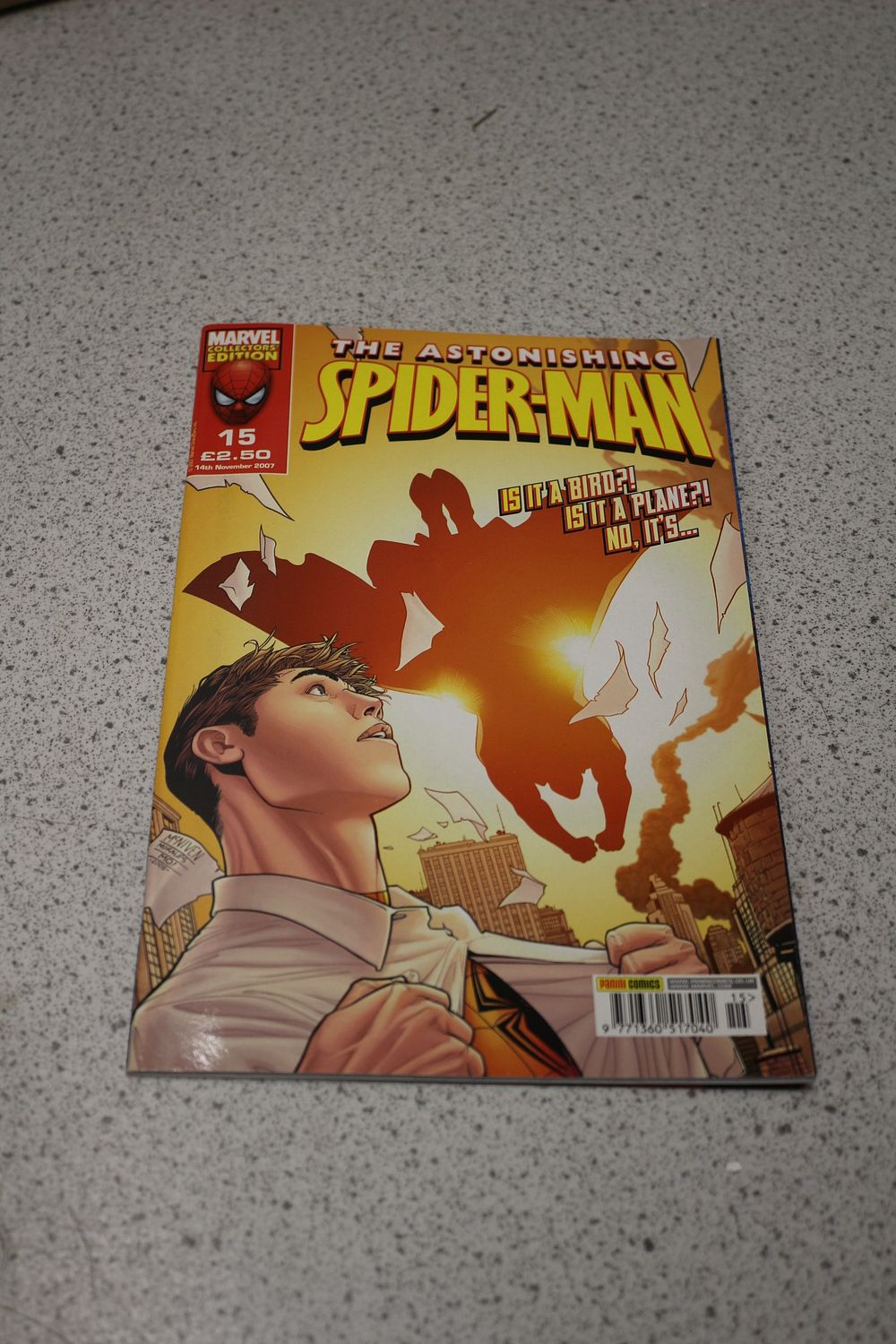 Lot 576: The Astonishing Spider-Man #15 Panini Comics Marvel Collector's Edition