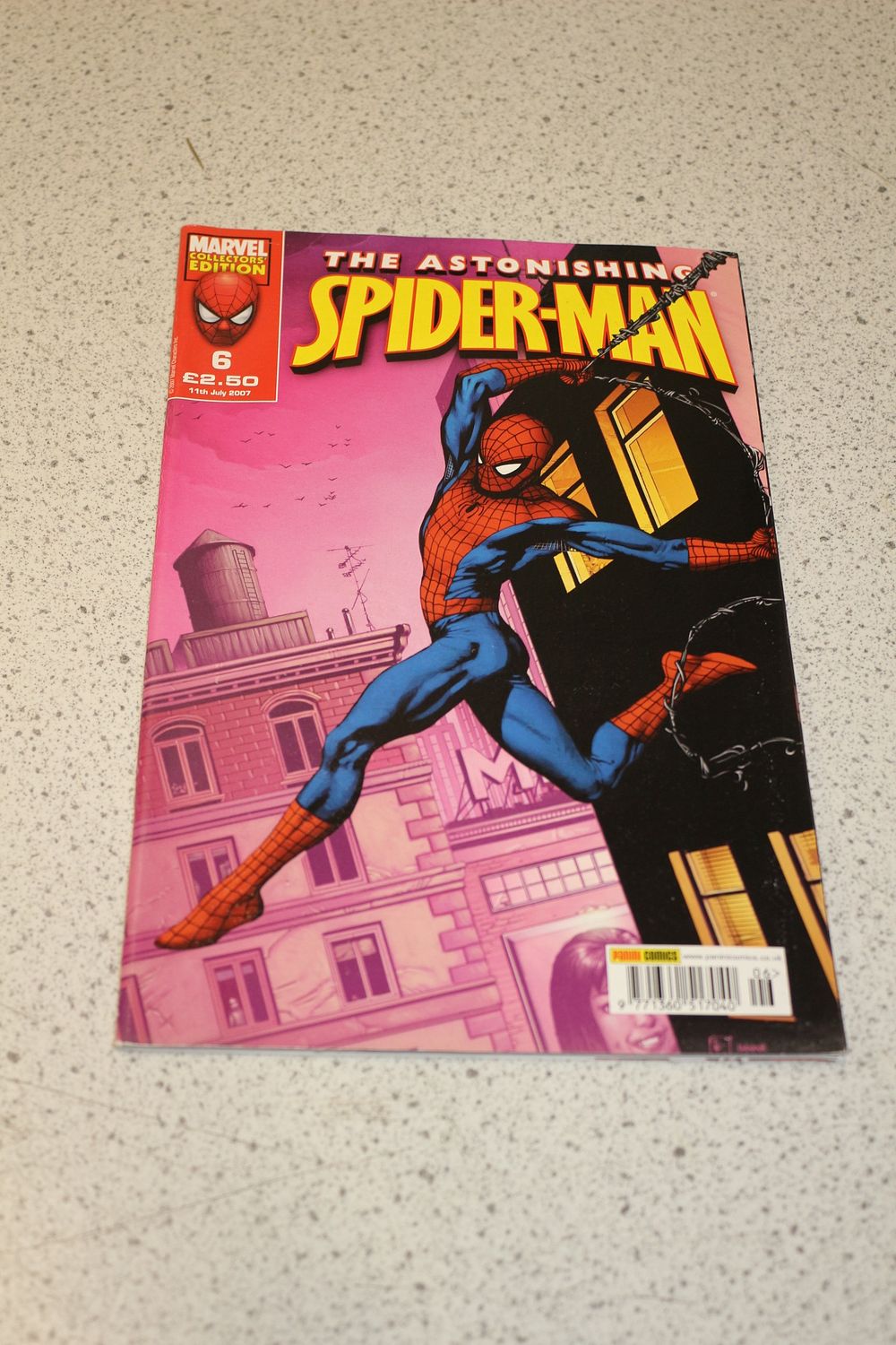 Lot 600: One Panini Comics The Astonishing Spider-Man #6 Comic Book