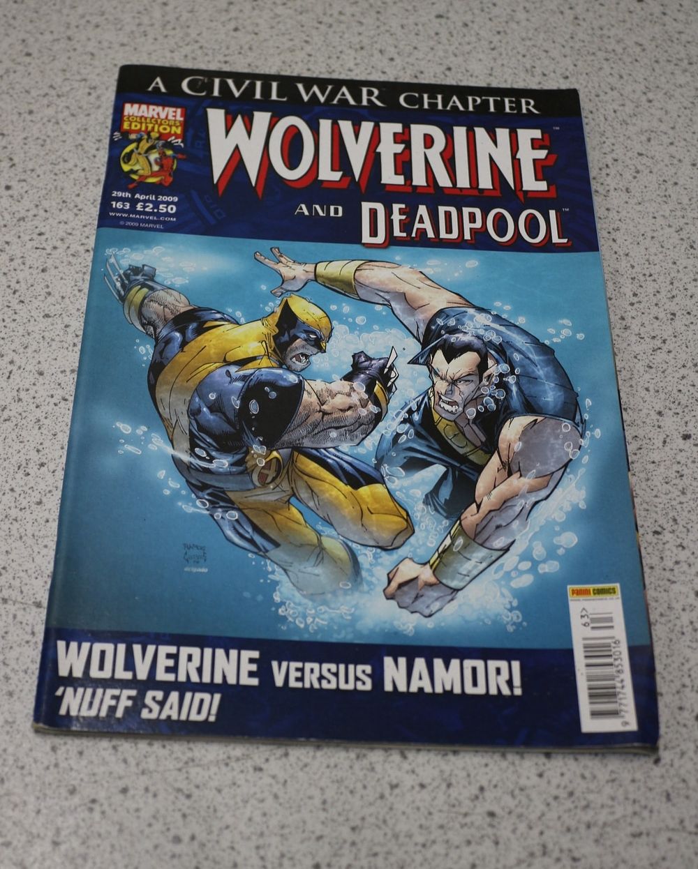 Lot 616: Marvel Civil War Chapter Wolverine and Deadpool Comic