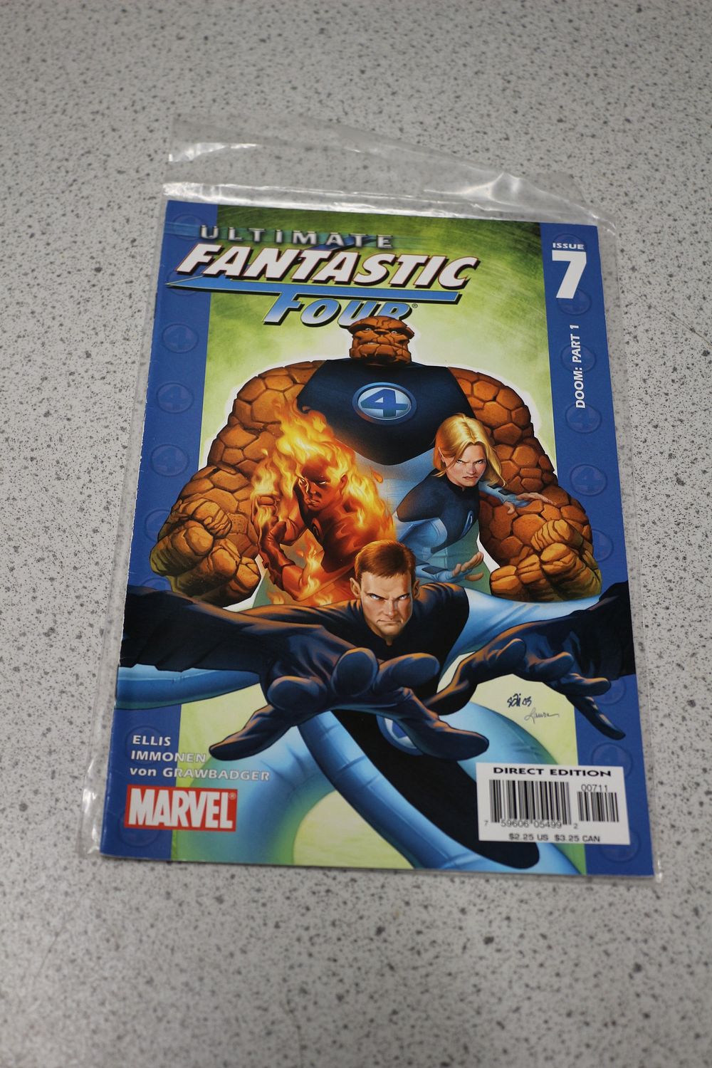 Lot 633: Marvel Ultimate Fantastic Four #7 Doom Part 1 Comic