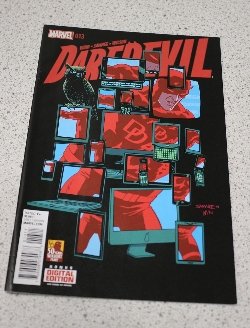 Lot 645: Marvel Daredevil #013 Comic Book by Waid and Samnee