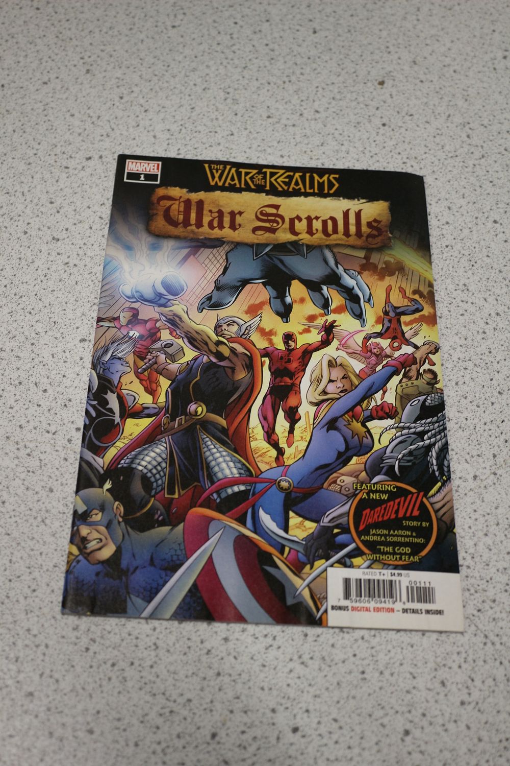 Lot 652: Marvel "The War of the Realms War Scrolls" #1 Comic Book