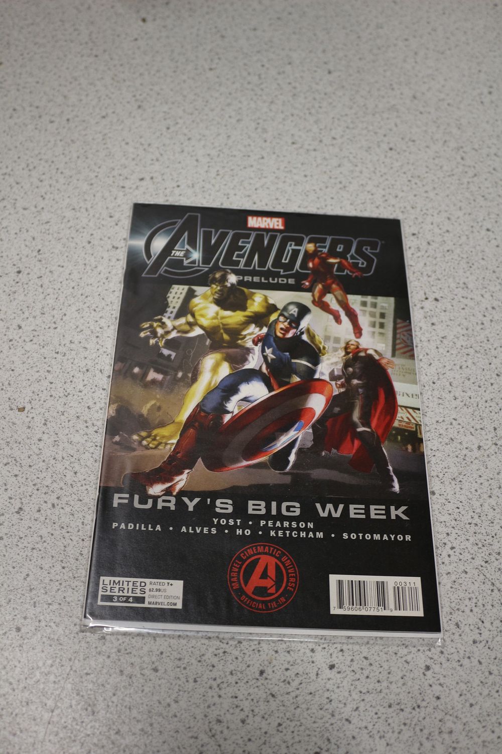 Lot 674: Marvel The Avengers Prelude: Fury's Big Week Comic Book