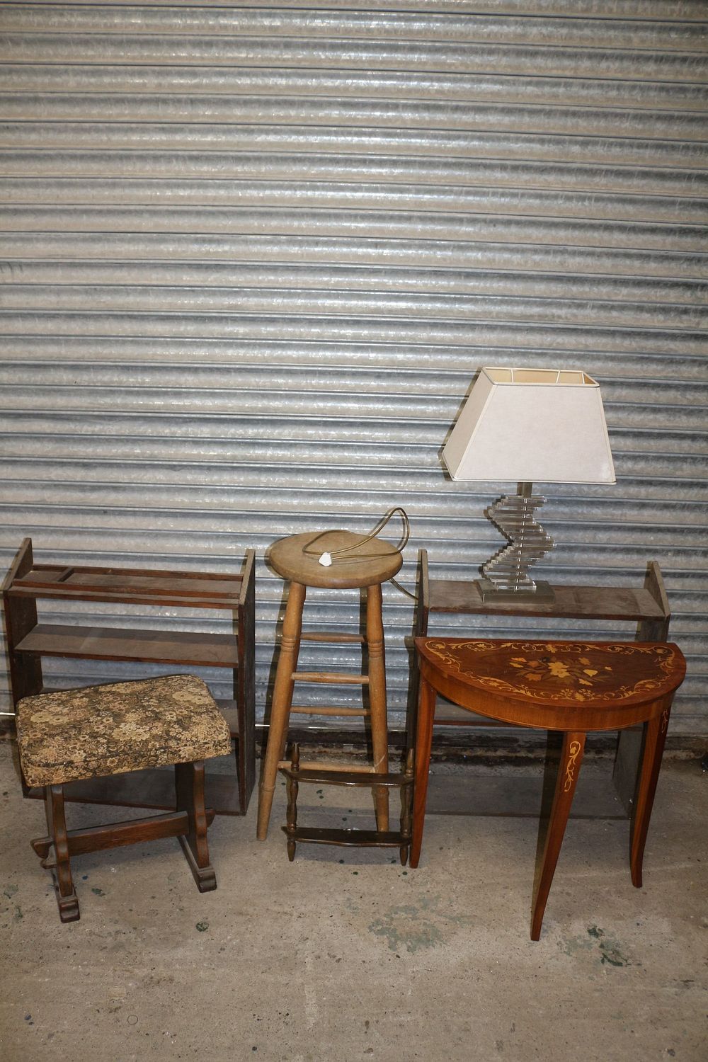 Lot 281: Mixed Lot of Furniture inc Halfmoon Table and Other Items