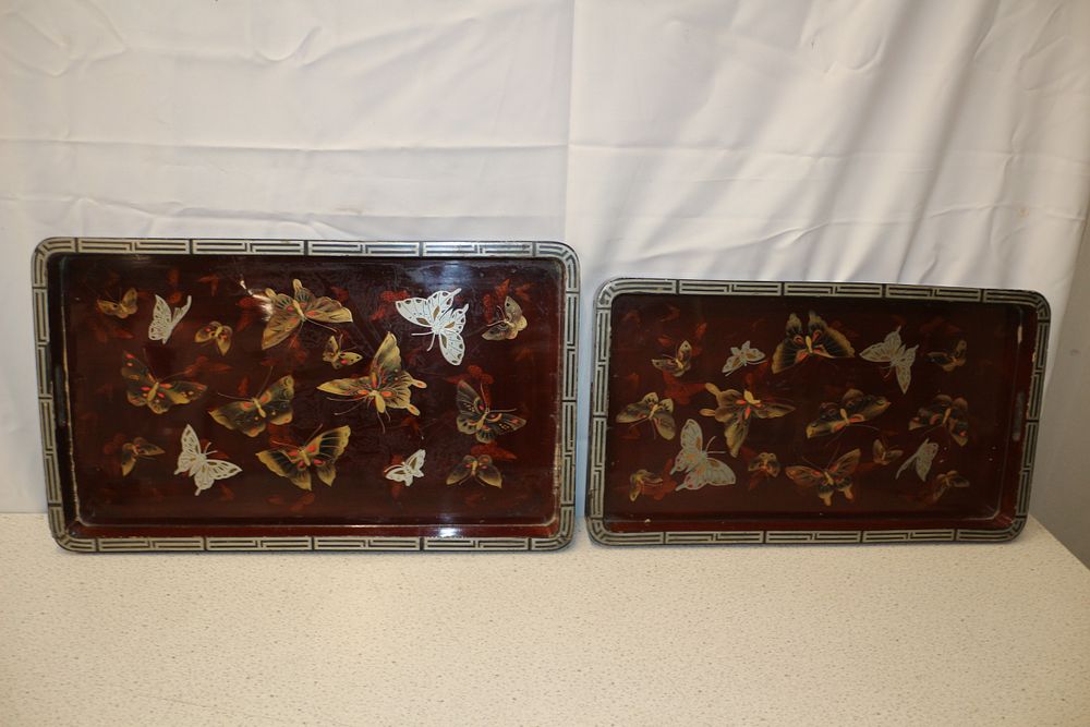 Lot 434: A Pair of Japanese Shibayama-Style Lacquer Trays with Butterfly Inlay