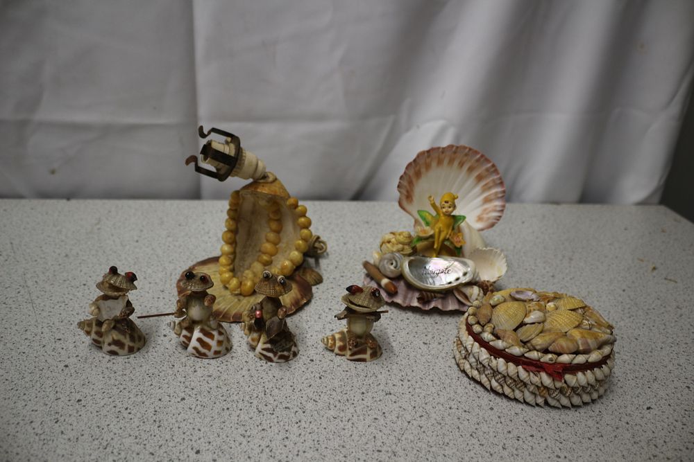 Lot 195: A Collection of Vintage Sea Shell Folk Art Figurines