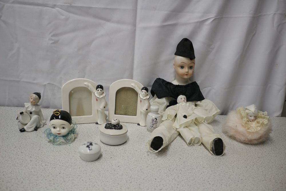 Lot 412: A Group of Porcelain Pierrot Clown Figures & Decorative Items
