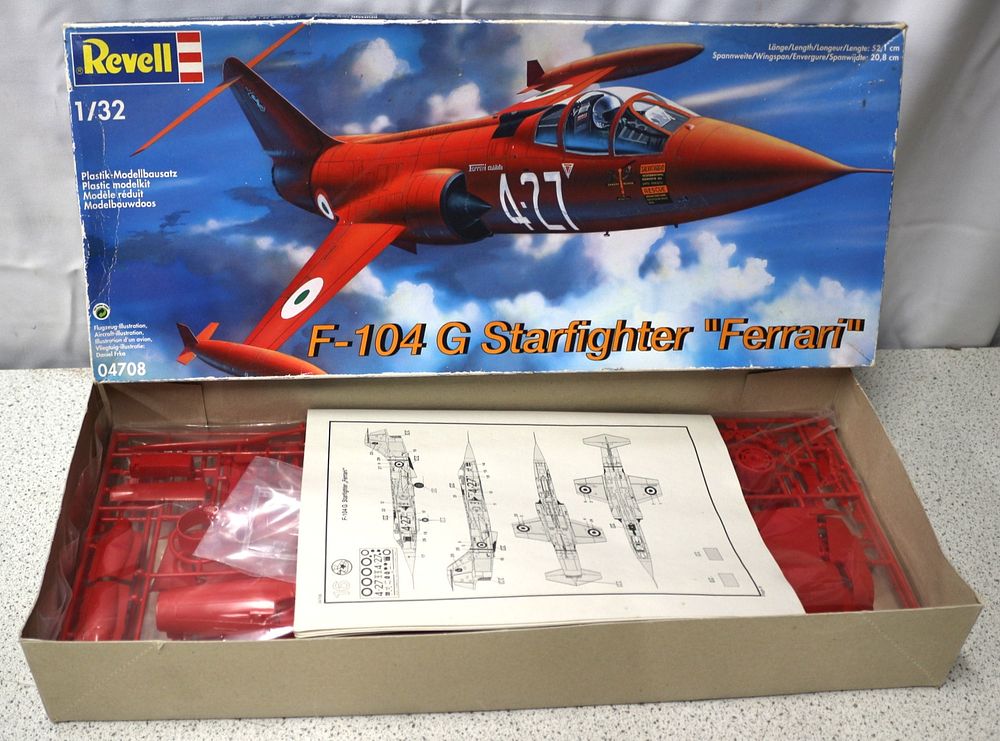 Lot 607: Revell F-104 G Starfighter 'Ferrari' Plastic Model Kit, 1/32 Scale, Model No. 04708