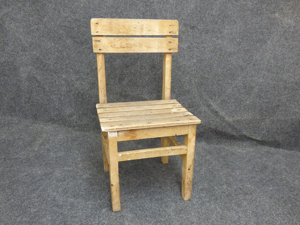 Lot 185: Slatted Wooden Childs Chair in Natural Finish