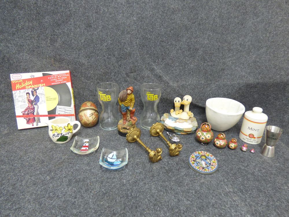Lot 228: A Collection of Miscellaneous Collectibles and Decorative Items