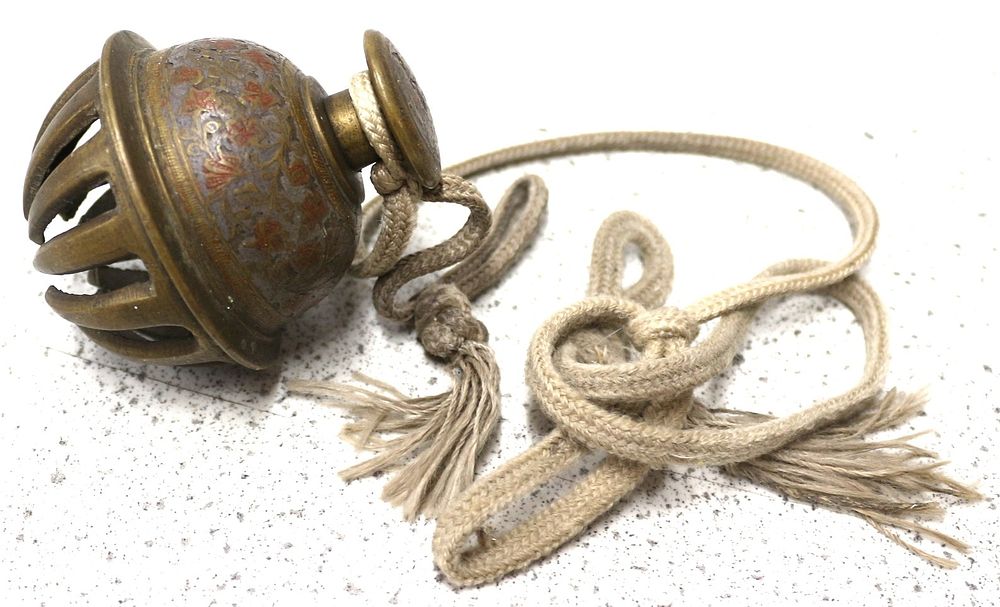 Lot 586: An Ornate Brass Elephant Bell