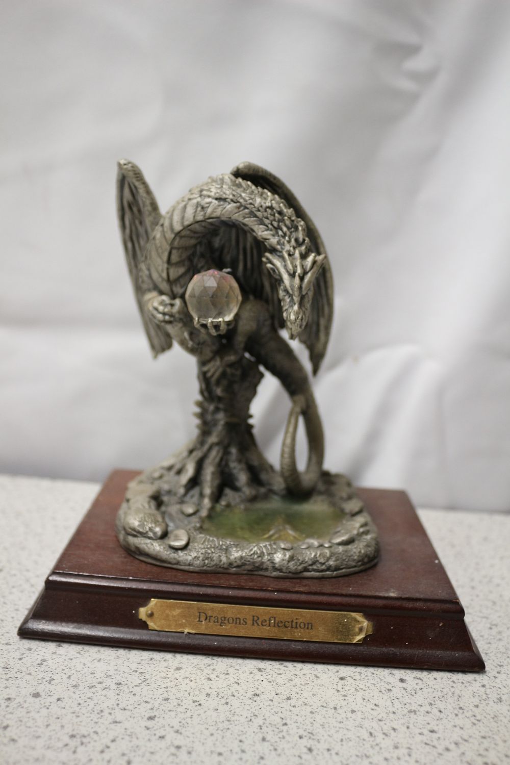 Lot 387: Tudor Mint Myth and Magic 'Dragon's Reflection' 2001 Sculpture