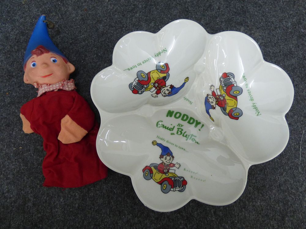 Lot 166: Two Noddy Themed Items Including Empire Ware Divided Dish