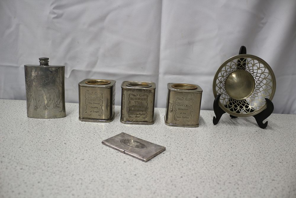 Lot 247: A Collection of Vintage Silver plated and Pewter Items Inc Tea, Coffee and Sugar Pots