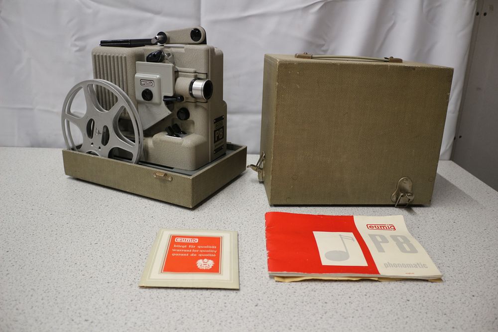 Lot 296: Eumig P8 Phonomatic 8mm Movie Projector with Accessories