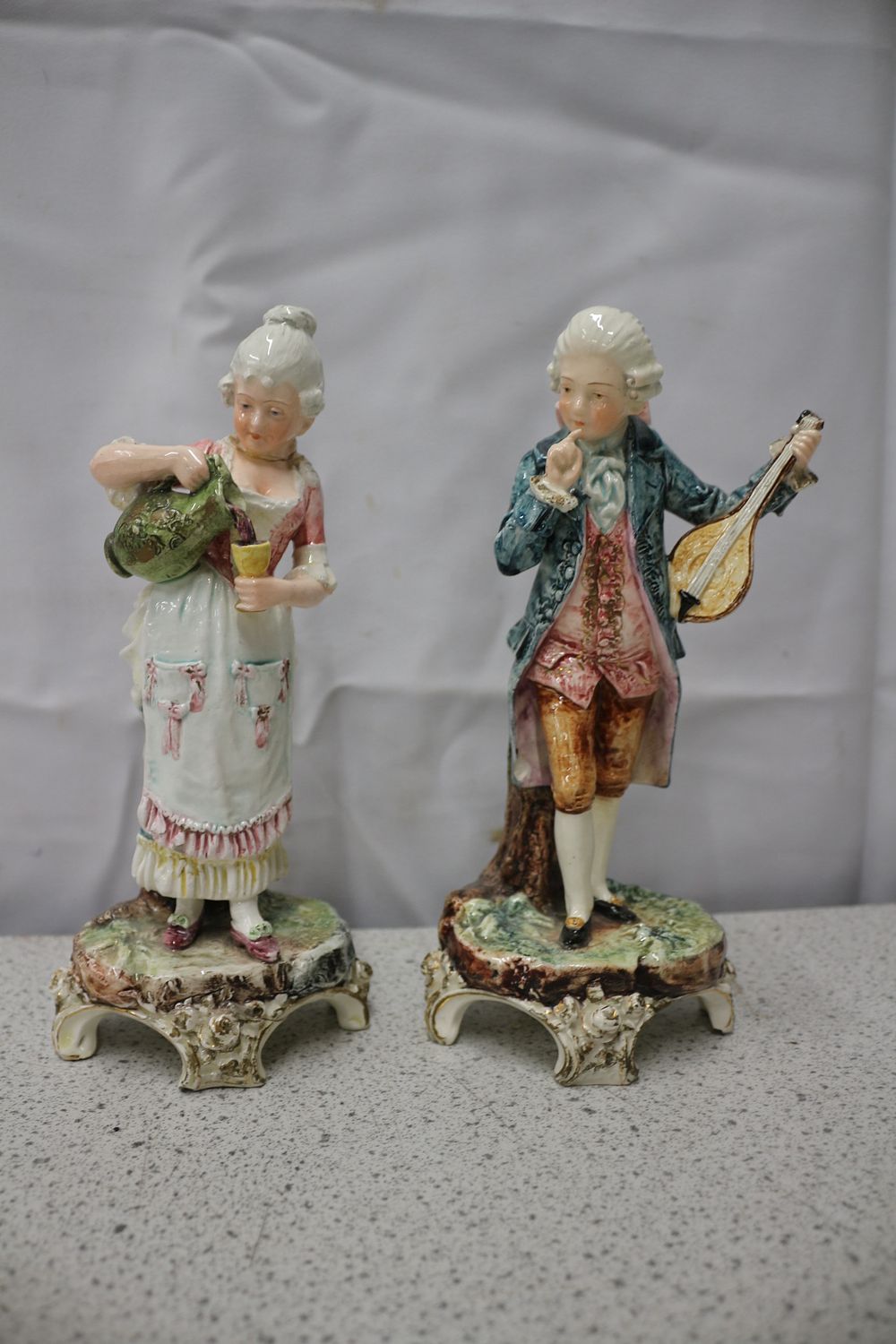 Lot 427: 2x Possibly Royal Dux Figurines