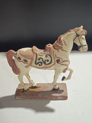 Austin Productions 1983 Carousel Horse Statue in Tang Style. This Austin Productions polychrome 
