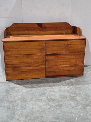 Country Style Stained Pine Storage Chest with Hinged Lid. A country-style storage chest crafted 