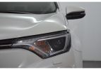 Toyota RAV4 2015. 59 300 КМ. Коробка передач: автоматическая
Цвет: белый, Вид двигателя: бензин Изображение - 16