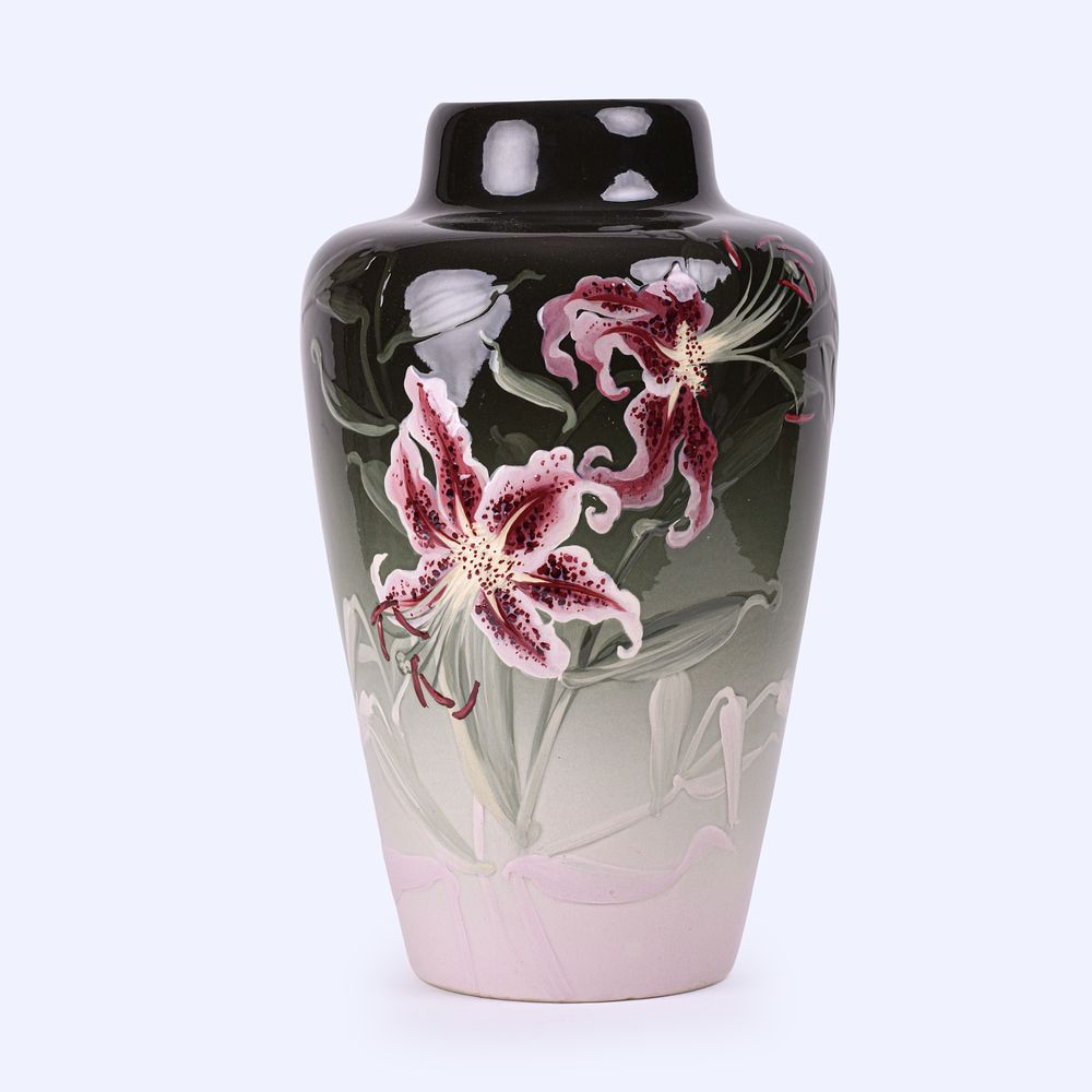 Lot 66: Large Weller Pottery Eocean Vase