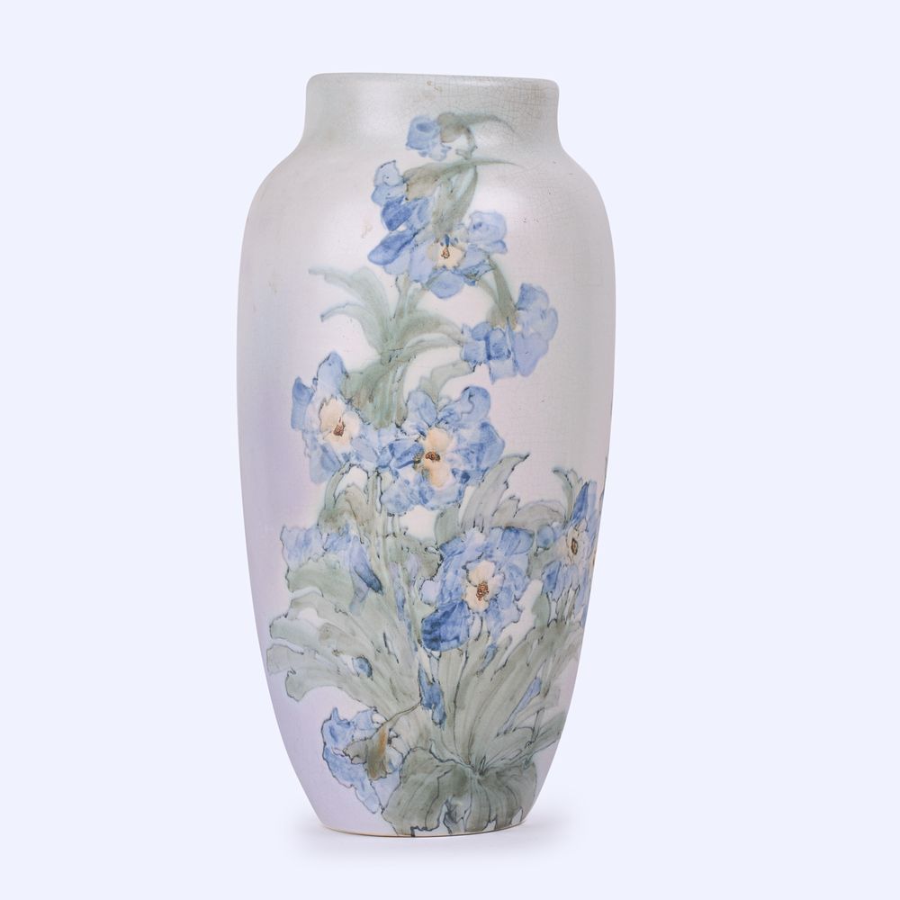 Lot 144: Tall Weller Pottery Hudson-Perfecto Vase