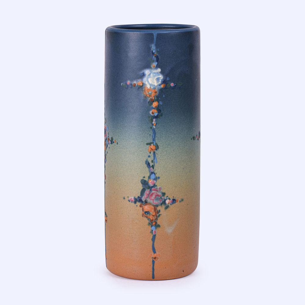 Lot 150: Weller Pottery Hudson Vase