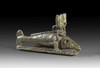Full cast bronze oxyrhynchos fish. Full cast bronze oxyrhynchos fish accompanied by two Uraeus 